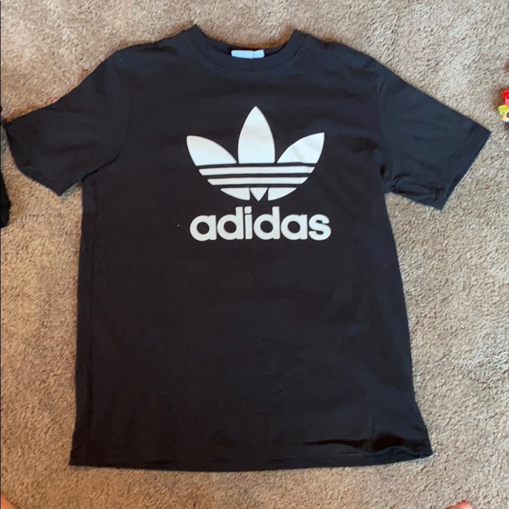 adidas t-shirt
